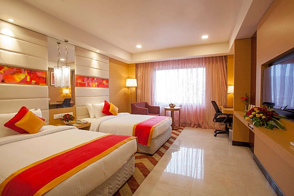Dolphin Hotel