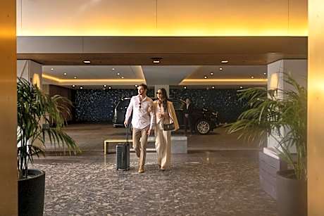 The Ritz-Carlton Residences Waikiki Beach