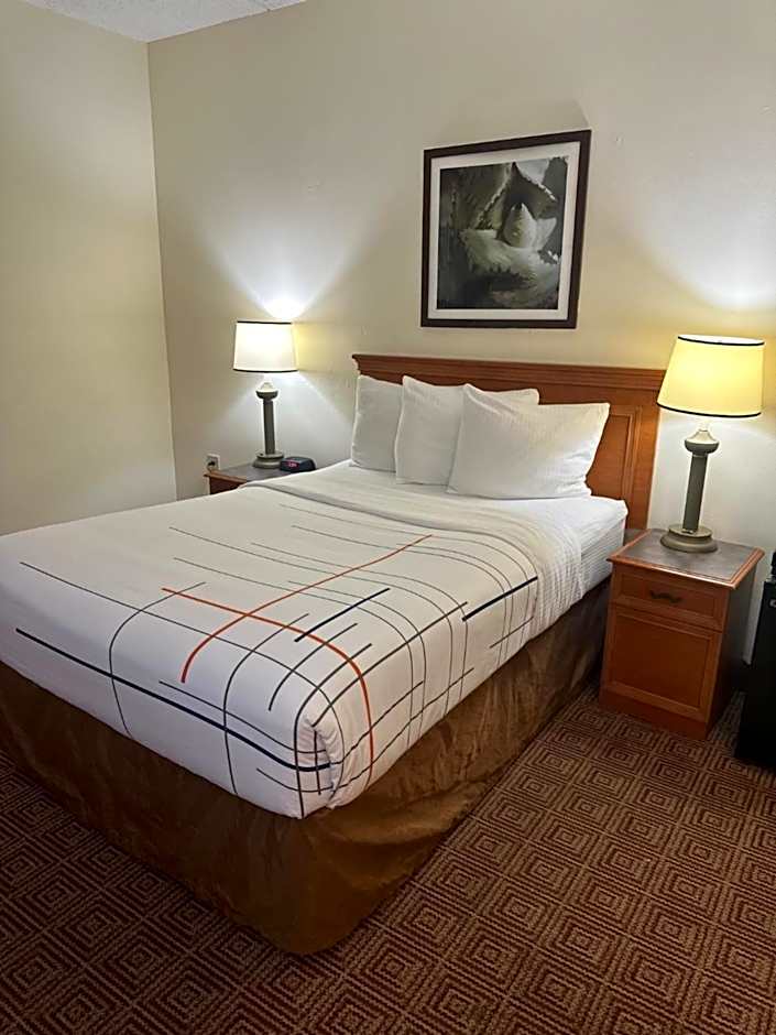 La Quinta Inn & Suites by Wyndham Sunrise Sawgrass Mills