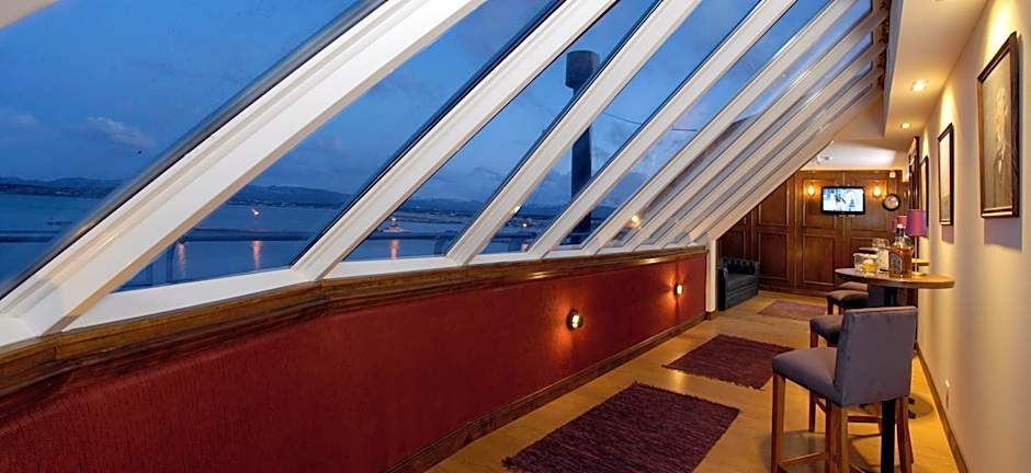 Cilene Del Faro Suites & Spa