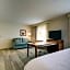 Hampton Inn By Hilton & Suites Milwaukee West