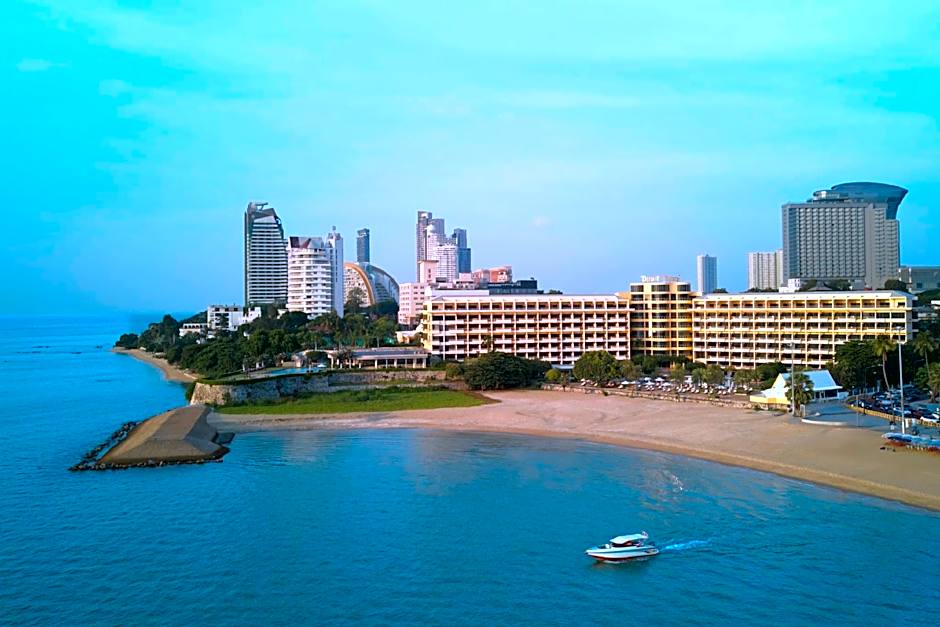 Dusit Thani Pattaya