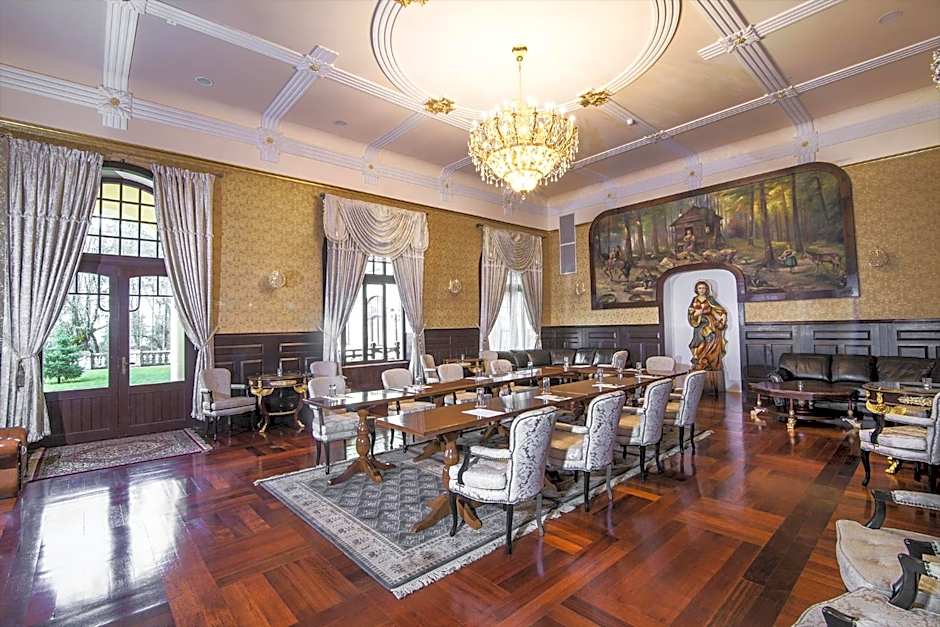 Rubezahl-Marienbad Luxury Historical Castle Hotel & Golf-Castle Hotel Collection