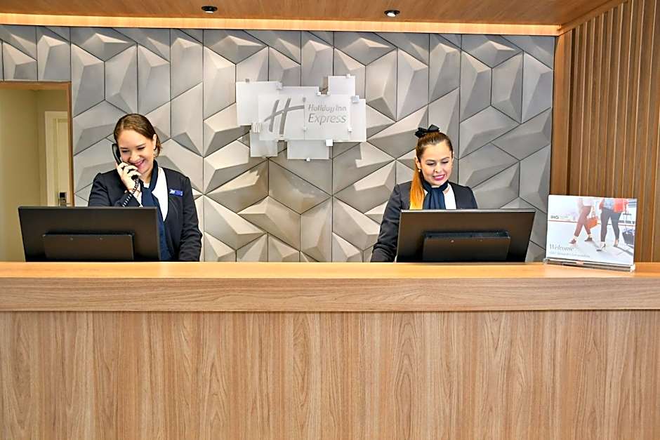 Holiday Inn Express Asuncion Aviadores By IHG