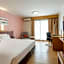 Maple Hotel