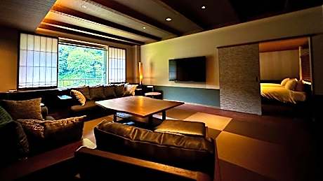 Luxury Suite with Open-Air Bath