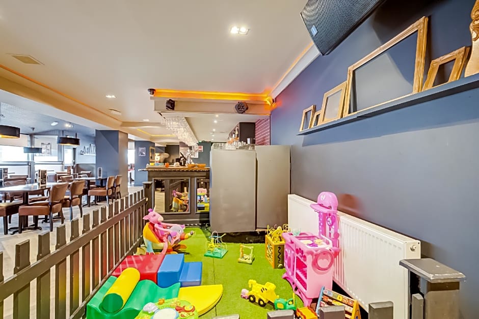 OYO Lomond Park Hotel