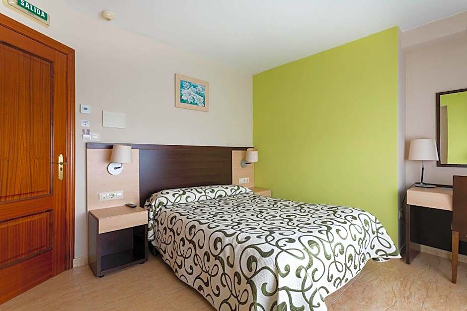 Hotel Canaima Bruma 1,5 k Camino