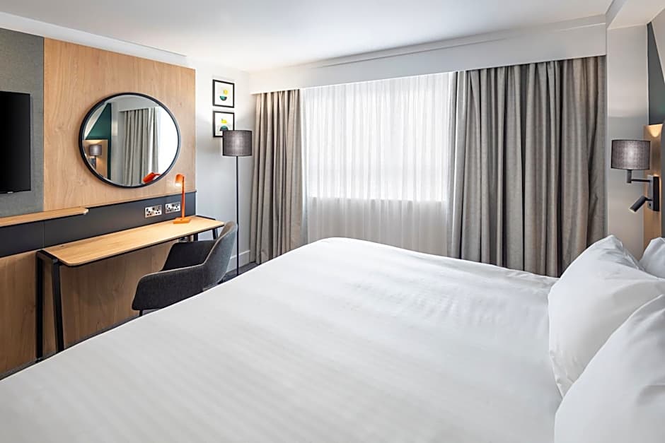 Holiday Inn Aylesbury By IHG
