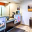 Motel 6-Bakersfield, CA - East