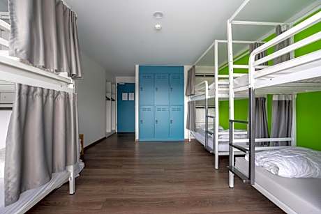 Bed in 6-Bed Mixed Dormitory Room
