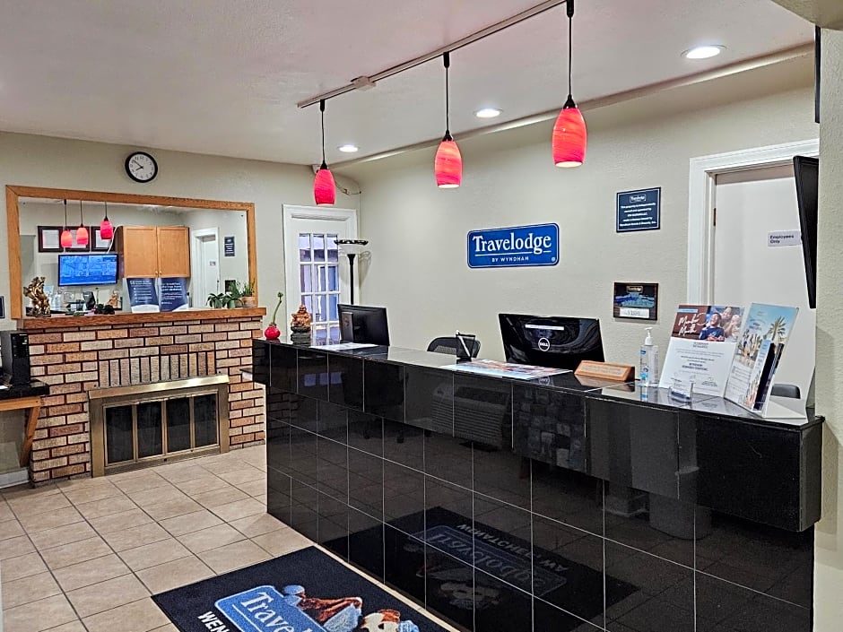 Travelodge by Wyndham Wenatchee