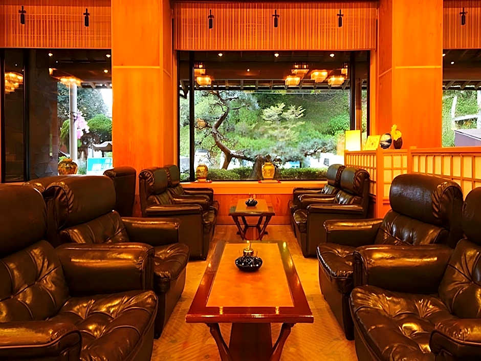 Kawaguchiya Riverside Hotel