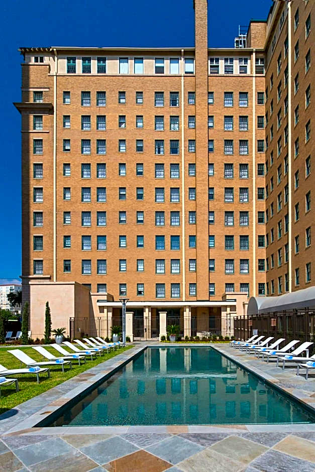 Le Meridien Dallas, The Stoneleigh