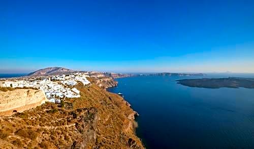 Dreams Luxury Suites