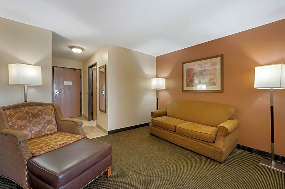 Best Western Plus Country Inn & Suites