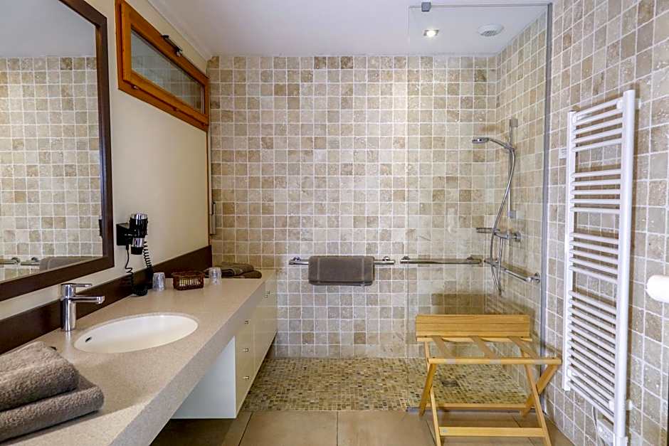 Logis Auberge Les Murets Hotel Restaurant Spa