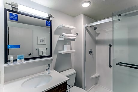 2 Queen Beds Nonsmoking