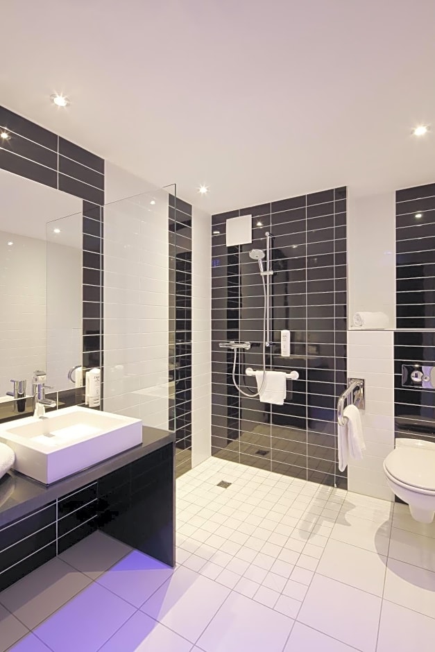 Holiday Inn Express Friedrichshafen By IHG