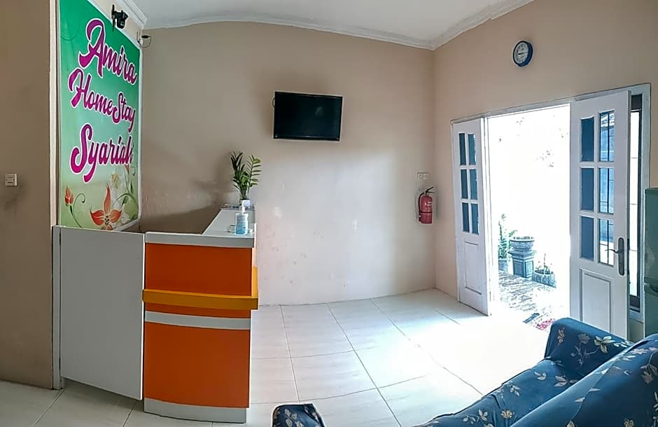 RedDoorz Syariah near Lippo Plaza Sidoarjo