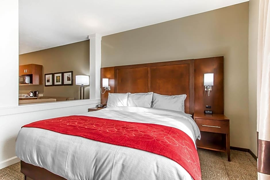 Comfort Suites West Omaha