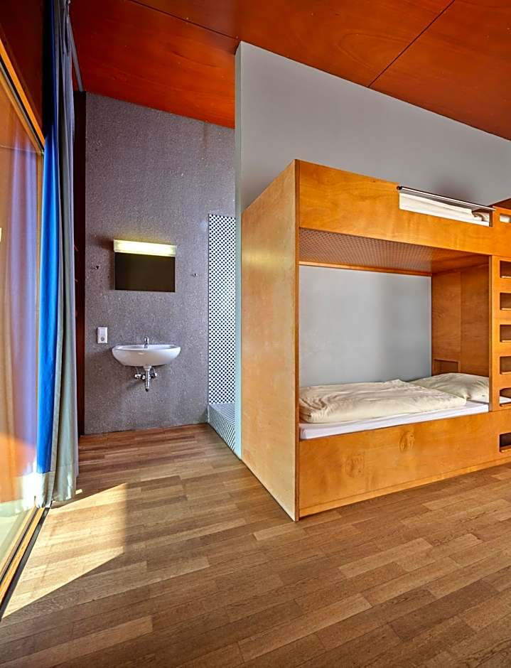 Youth Hostel Schengen / Remerschen