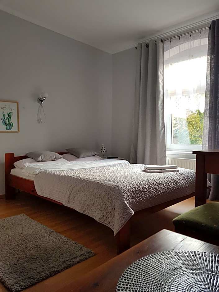 HOTEL "ZAUŁEK" Spółka Cywilna Zbigniew Świderski, Elżbieta Świderska