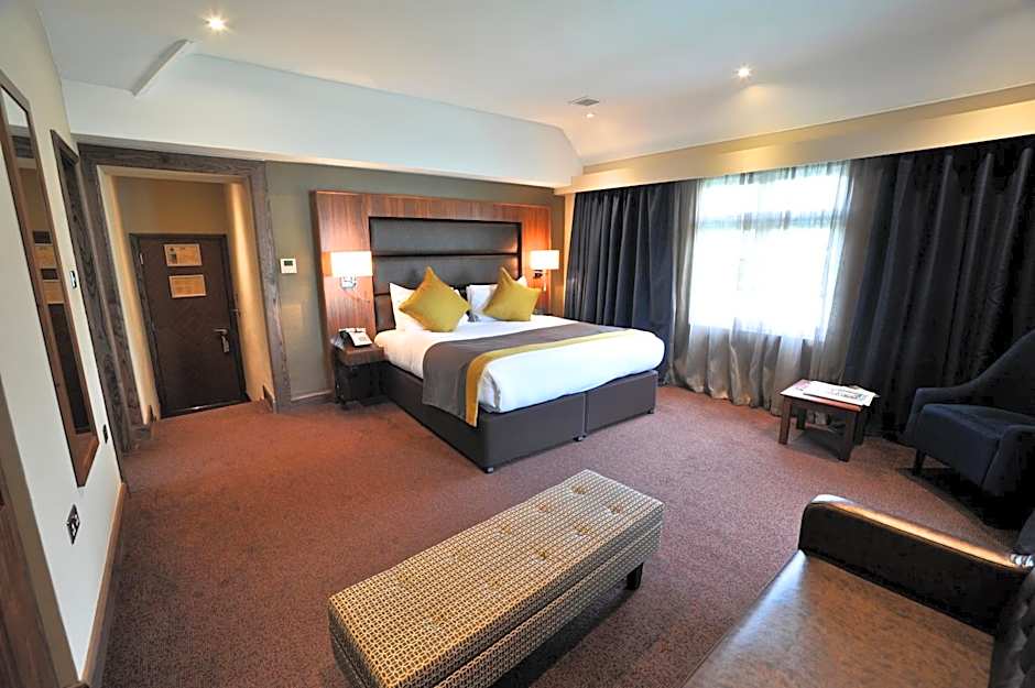 Frensham Pond Country House Hotel & Spa