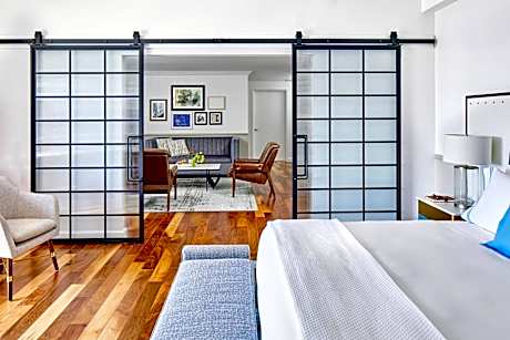 One-Bedroom King Suite with Sofa Bed and Harbor View