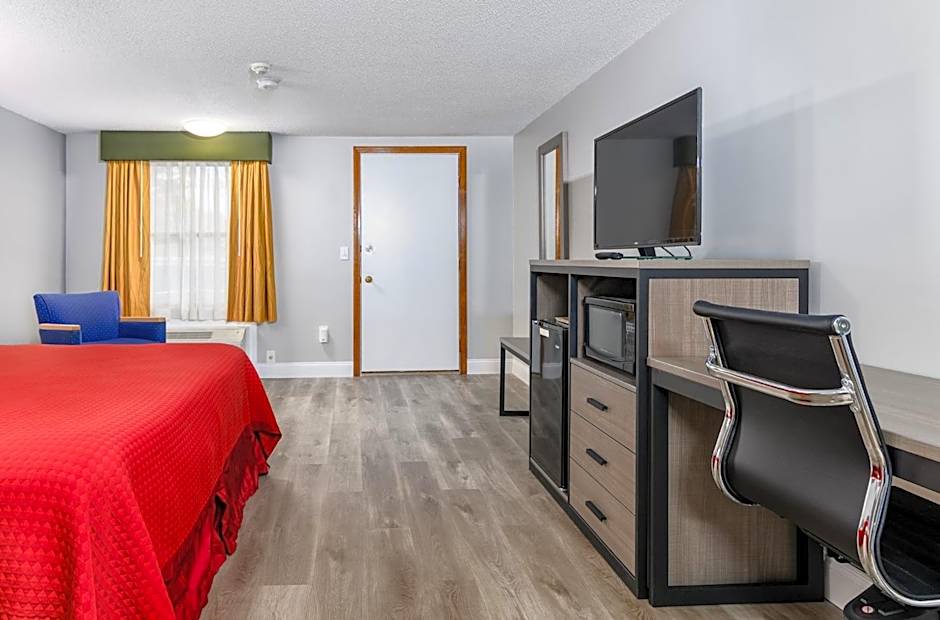 Captains Quarters Motel & Conference Center