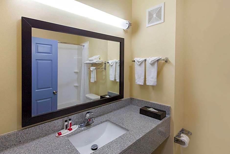 Days Inn by Wyndham Baton Rouge Airport