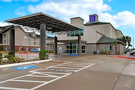 Motel 6-Pharr, TX