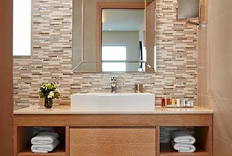 double or twin superior land view