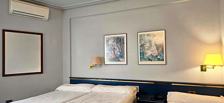 Hotel Rey Sancho Ramírez