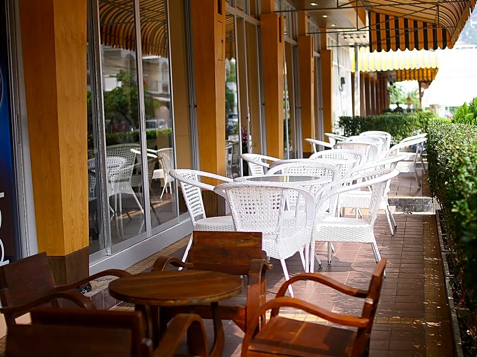 Breezotel - SHA Certified