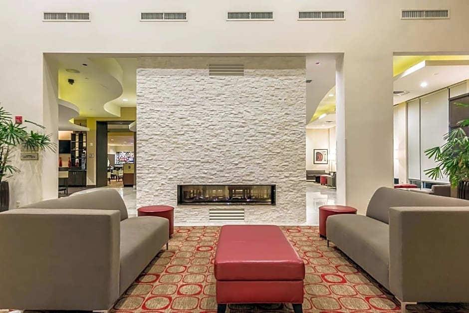 Embassy Suites By Hilton Elizabeth-Newark Airport