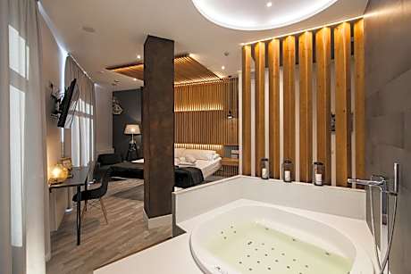 Premium Room with Jacuzzi