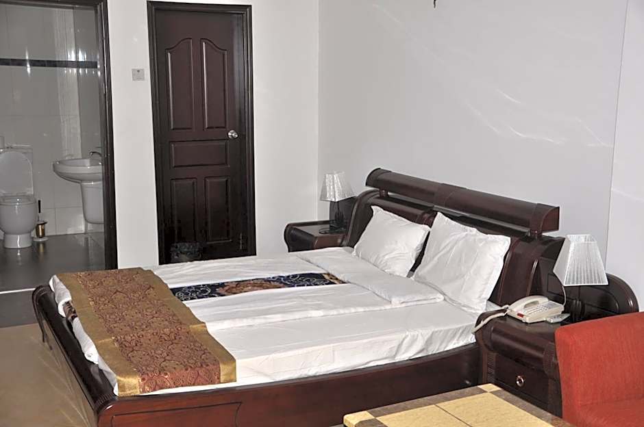 Biraj International Hotel