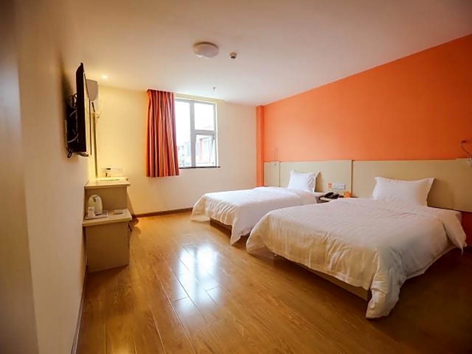 7 Days Inn Yunfu Bus Terminal Yihua International Plaza