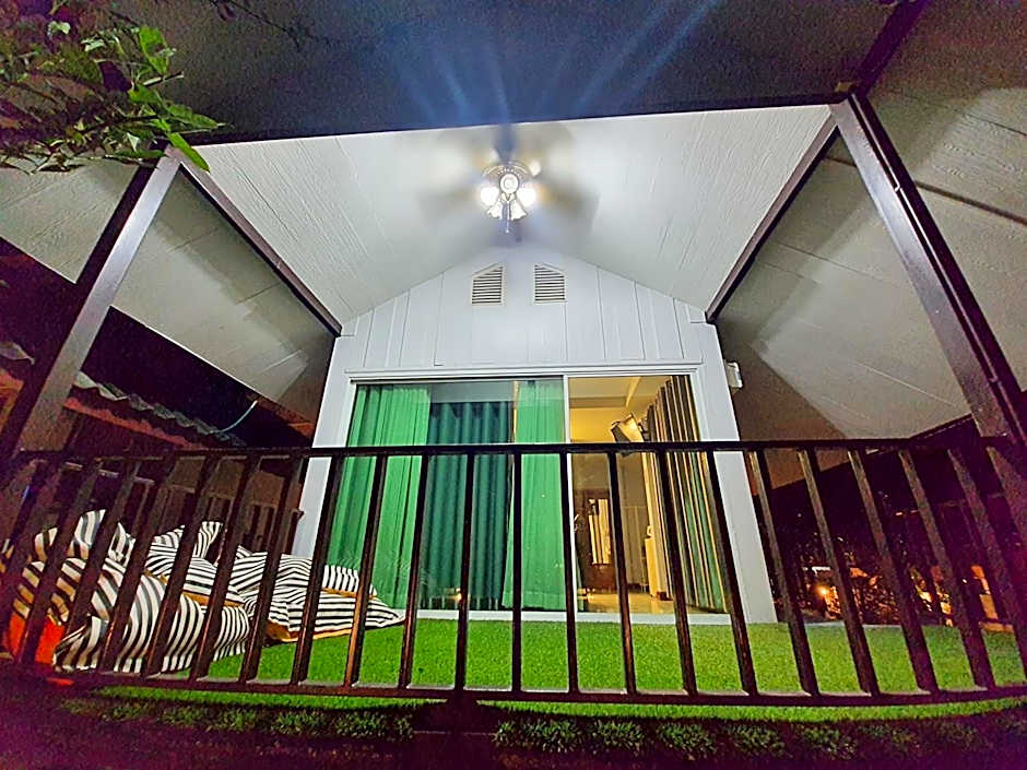 Pan Din Boutique Guest House