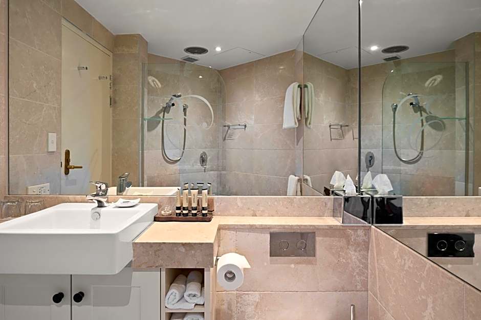 Echoes Boutique Hotel & Restaurant