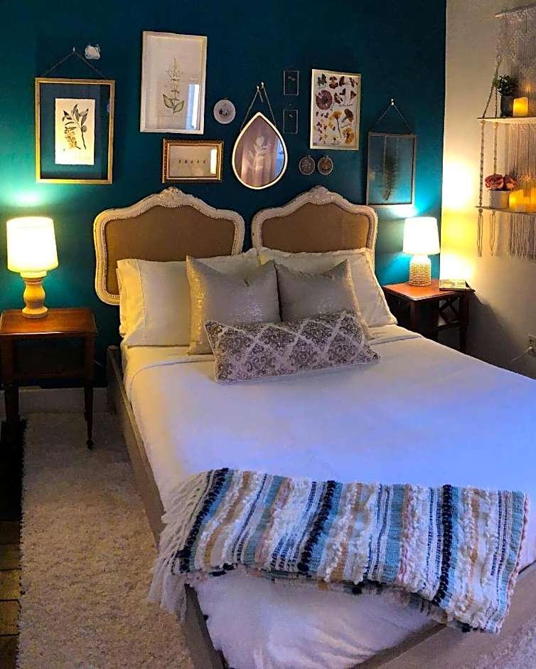 Bellaire Bed  Breakfast