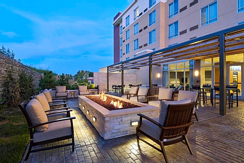 Courtyard by Marriott St. Louis Brentwood