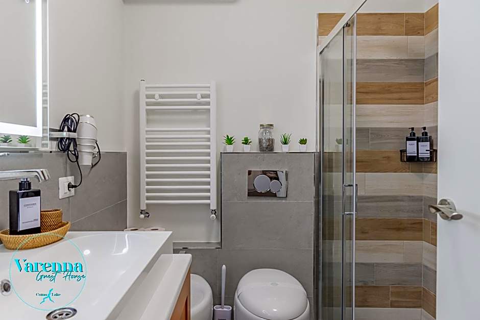 Varenna Guest House