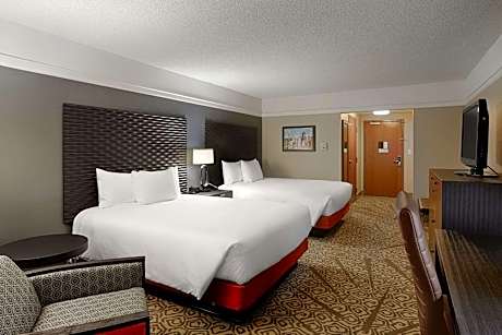 Queen Room with Two Queen Beds and Bay View - Non-Smoking