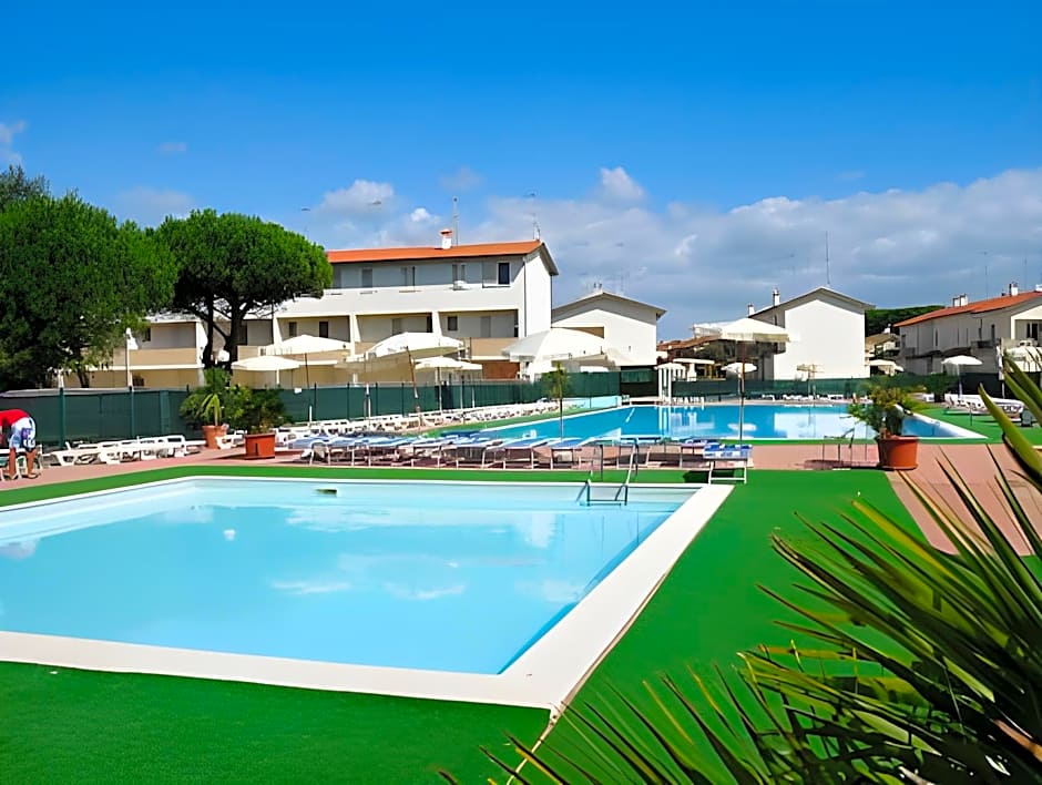 Aparthotel Costa Paradiso