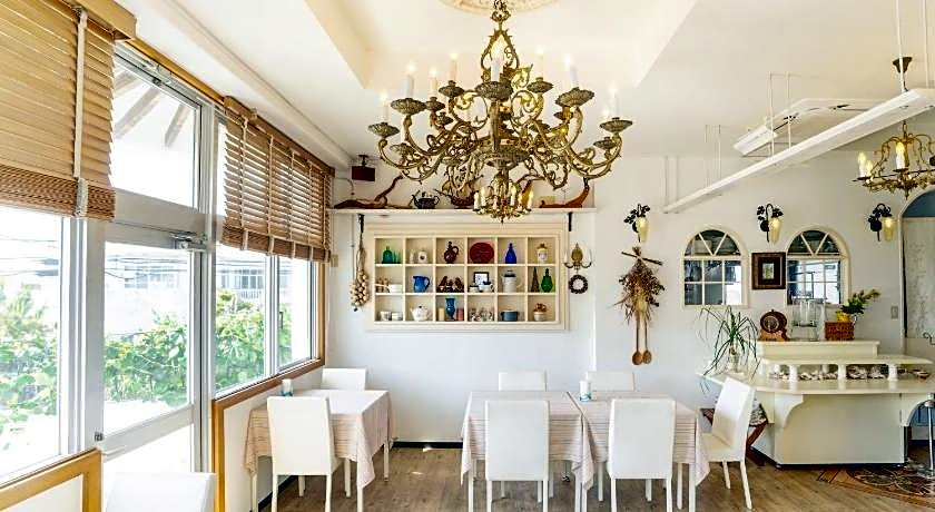 Auberge Bonne Chere Raout