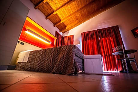 Albavillage Rooms & Camping