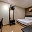 Gl Hotel