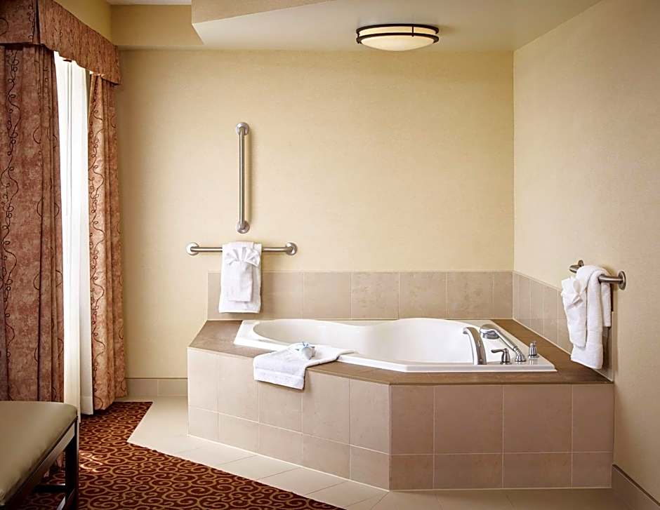 Hampton Inn By Hilton North Bay